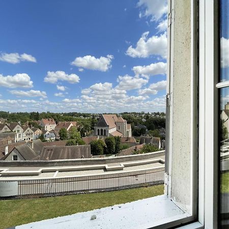 Апартаменты L'Horizon - Entree Independante - Parking Шартр Экстерьер фото